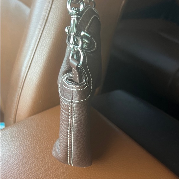 Coach Legacy Turn-Lock Wristlet - Picture 4 of 8